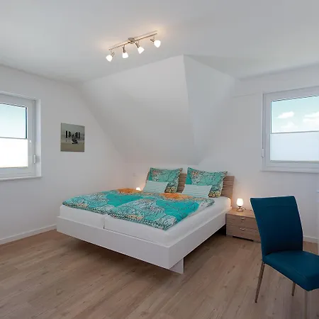 Neu! Ferienhaeuser - * Heringsdorf (Usedom)